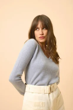 ABBY pull col v bleu ivoire