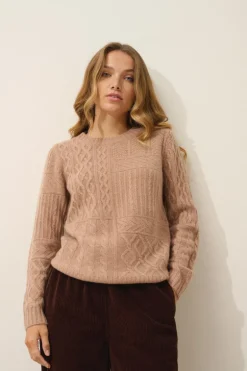 AMALA pull col rond camel chiné