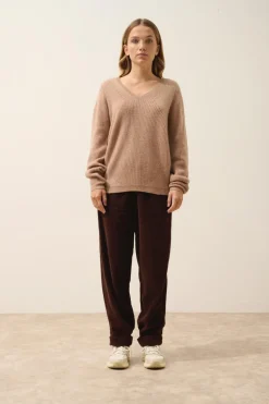 AMRITA pull col v camel chiné