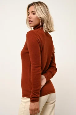 AVA pull col roulé écureuil