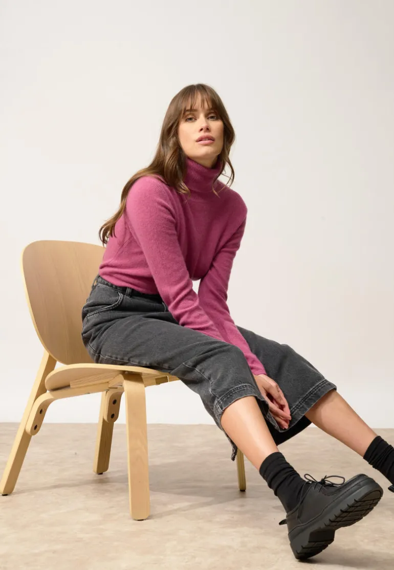 AVA pull col roulé orchidée