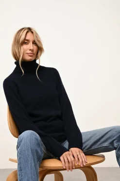 JUNE pull col roulé navy