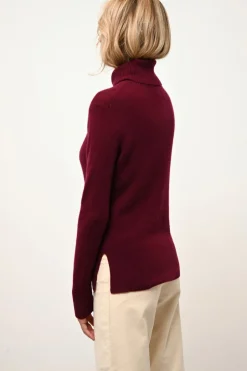 LEXIE pull col roulé bordeaux