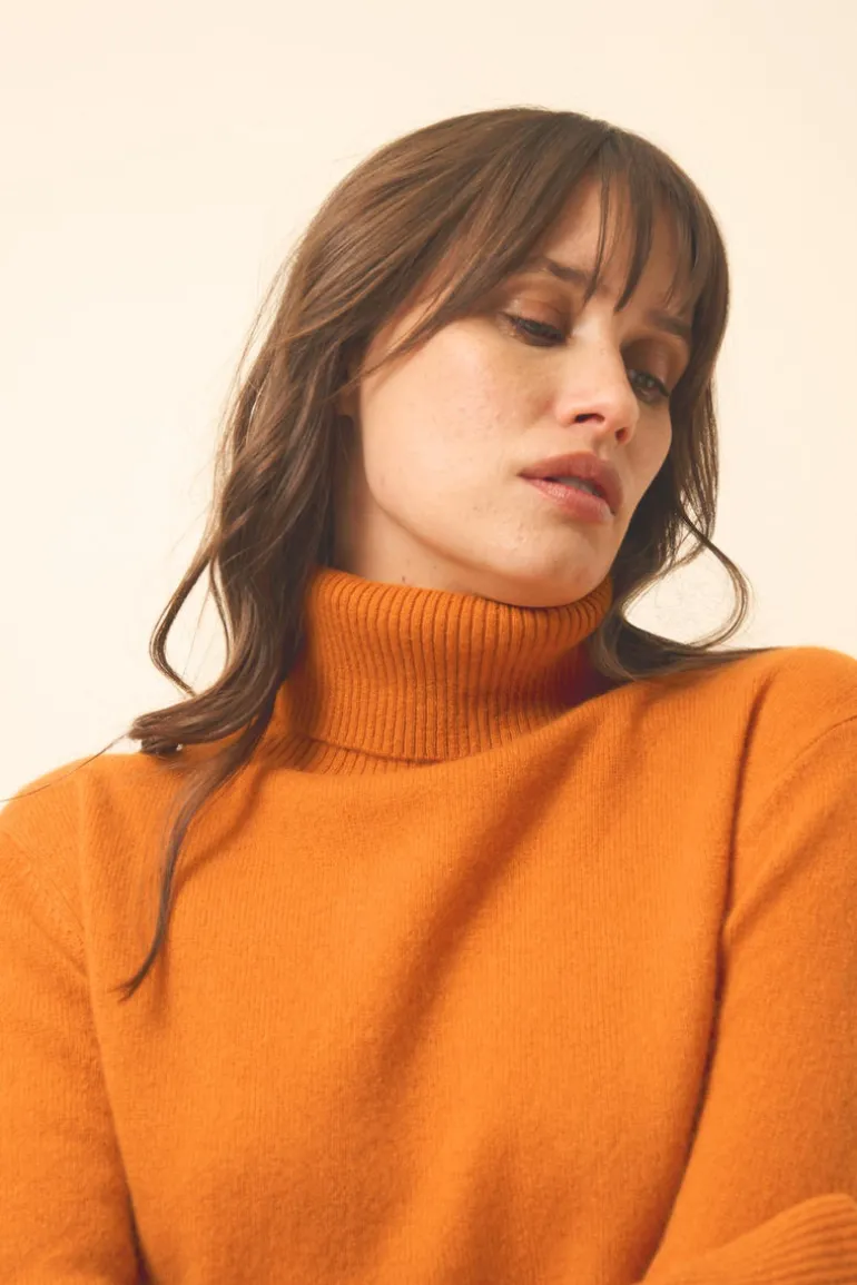 LEXIE pull col roulé ocre