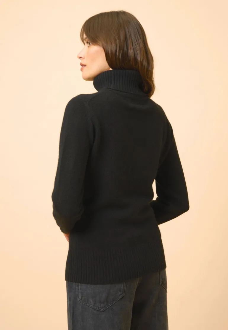 LUCIE pull col roulé noir