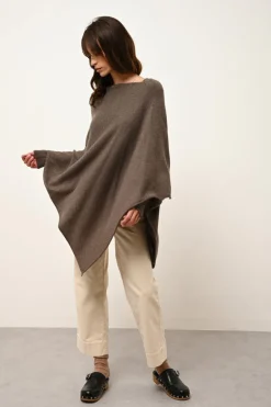 MEREDITH poncho col bateau taupe chiné