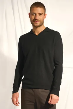 NOAH pull col polo ouvert noir