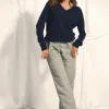 NORA pull col v navy