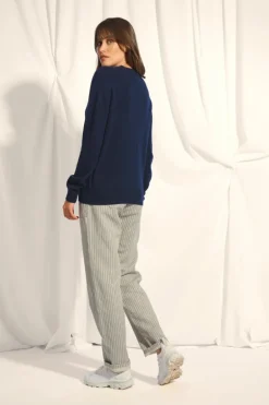 NORA pull col v navy
