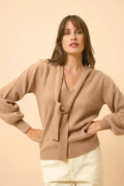 NOTY pull col lavallière camel chiné