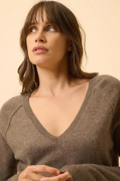 PHOEBE pull col v taupe chiné