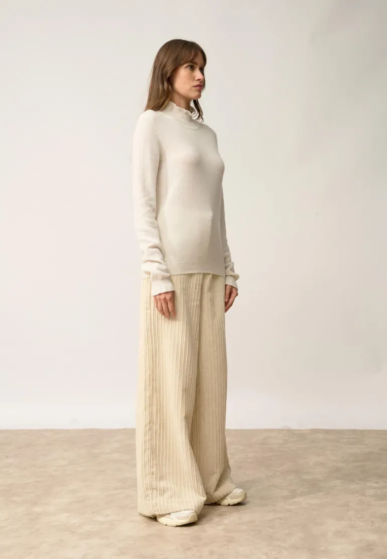 TRILA pull col montant ivoire